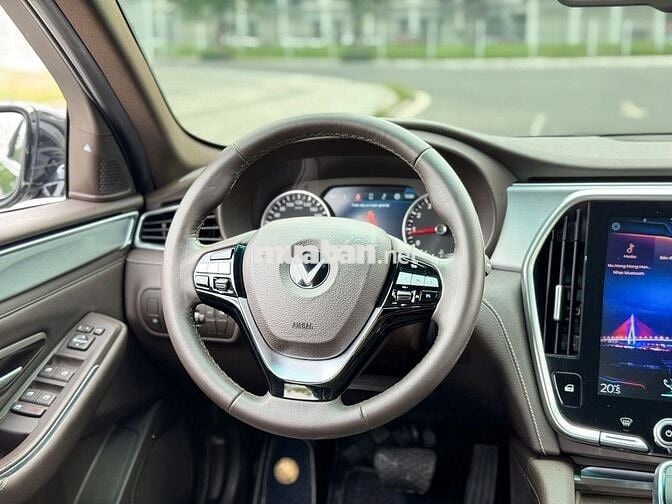 Vinfast 2020 Lux A bản Premium