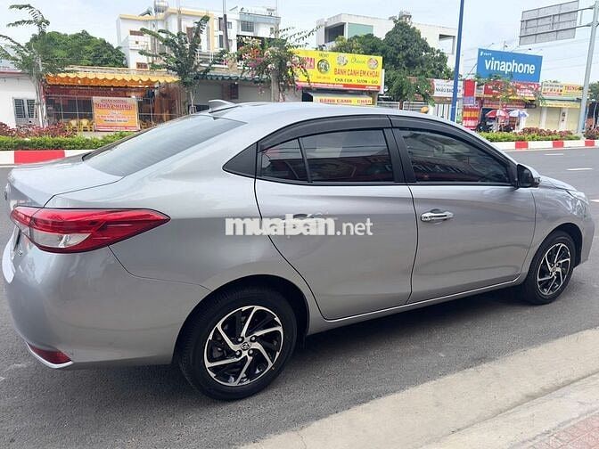 Toyota Vios 2021 số sàn mẫu mới đi gia đình