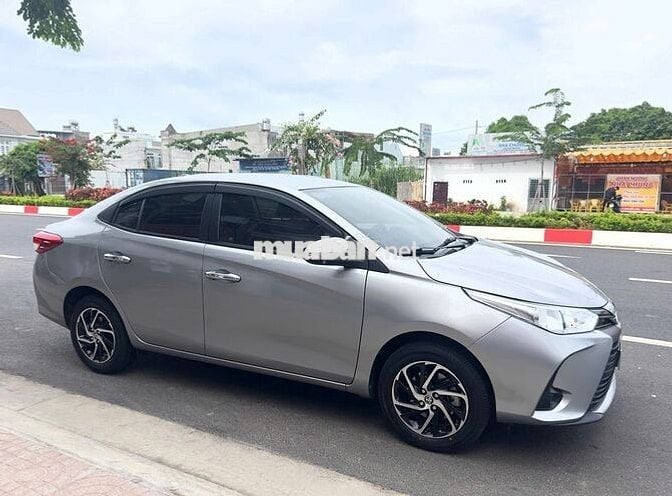 Toyota Vios 2021 số sàn mẫu mới đi gia đình