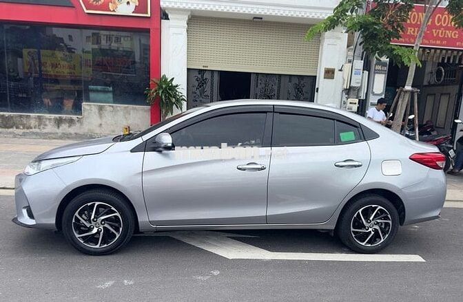 Toyota Vios 2021 số sàn mẫu mới đi gia đình