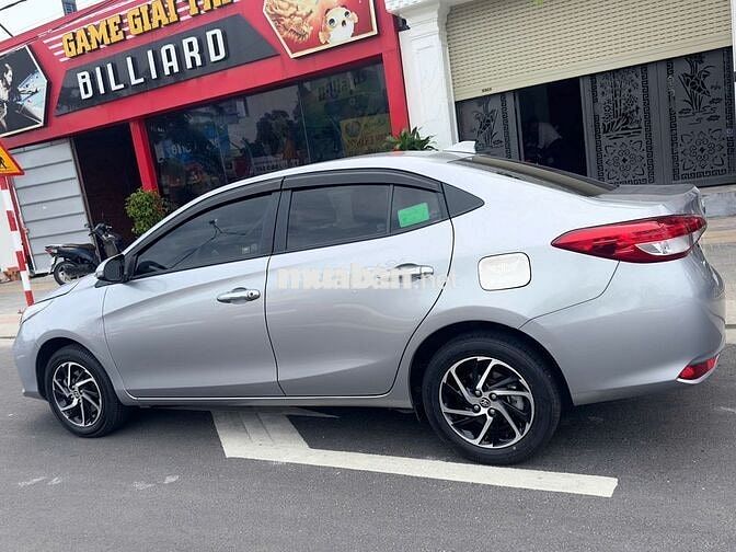 Toyota Vios 2021 số sàn mẫu mới đi gia đình