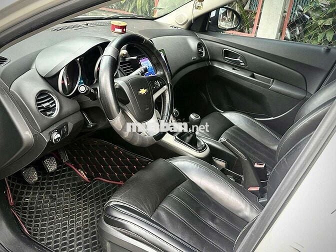 Cần bán Cruze số sàn LT 2017 ZIN ĐẸP