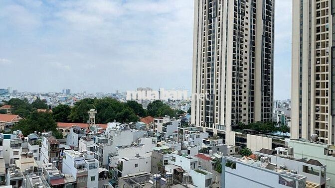 Gia đình cần cho thuê căn hộ 2pn2wc - Giá 24tr/tháng
