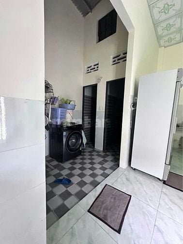 Bán nhà cách chợ Thới Tứ 50m vào 1 sẹc Trịnh Thị Miếng, 1ti050tr,shr 