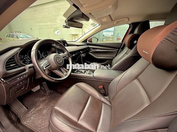 Mazda 3 Luxury 2023 SiêuLướt 10.000km Đỏ Chính Chủ