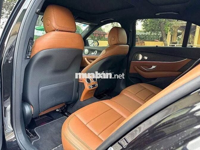 Mercedes Benz E Class 2022 E300 AMG 28900 km