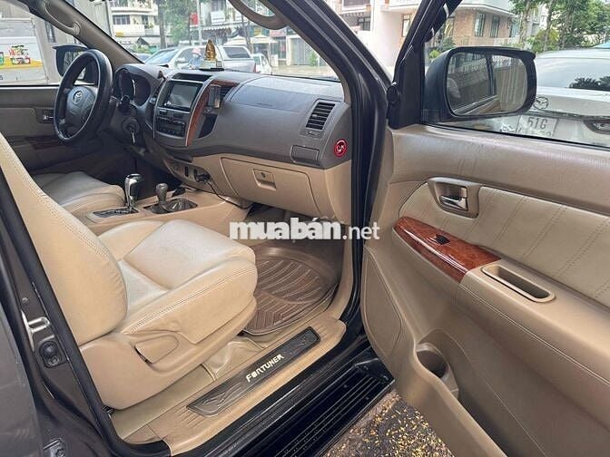 2009 Toyota Fortuner V chính chủ BSTP đẹp