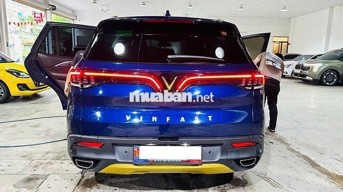 VinFast Lux SA2.0 2021 Plus 2.0 AT - 29899 km