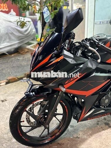 Cần bán Honda CBR150 2020 Biển SG 9 chủ