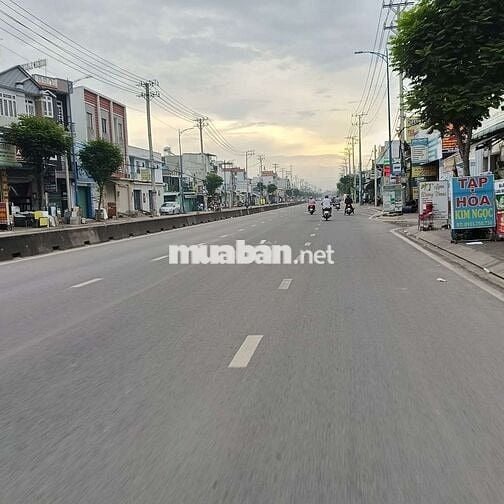 Mặt tiền hẻm Đông Thạnh 3, DT 128m2, sổ riêng, chủ đang cần bán gấp.
