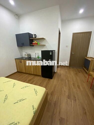 Cho thuê phòng trọ cao cấp – Trệt, cửa sổ rộng – Q. Phú Nhuận