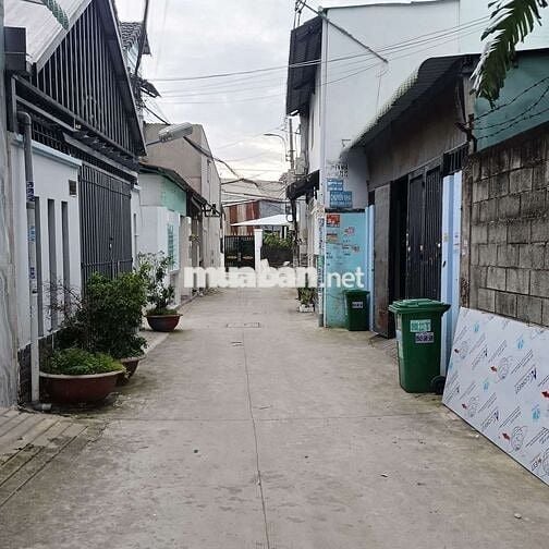 Anh tôi cần tiền bán gấp căn nhà đẹp giá rẻ nhất khu vực Hóc Môn.