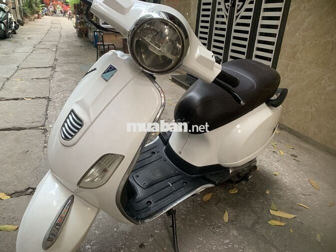 Bán cúp xe ga50cc dáng lx như mới