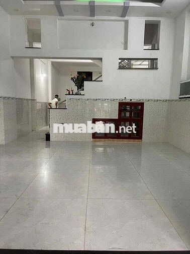 Cho thuê nhà 5x22 1 trệt lầu, phan văn hớn 1 sẹc giá 8tr