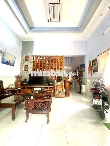 Anh tôi cần tiền bán gấp căn nhà đẹp giá rẻ nhất khu vực Hóc Môn.