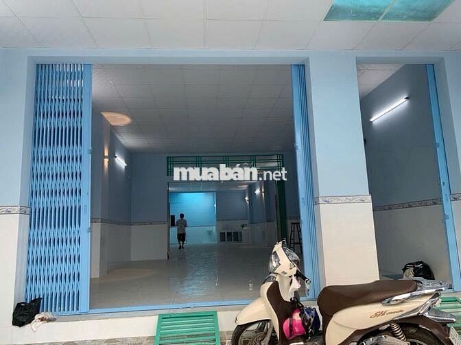 Cho thuê nhà mặt tiền Ba Tơ, P.7, Q.8 gái 11tr