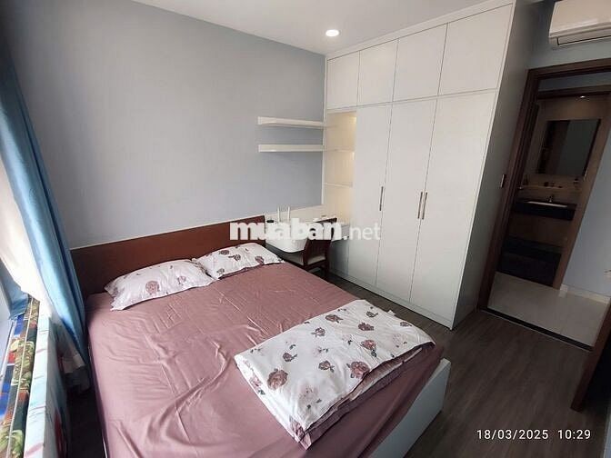 Bán căn hộ 2pn full nt, view đẹp tại Happy One Central, 70m2