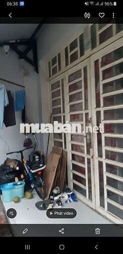 Dư 1 căn nhà .cho thuê đầu 10 vô ở