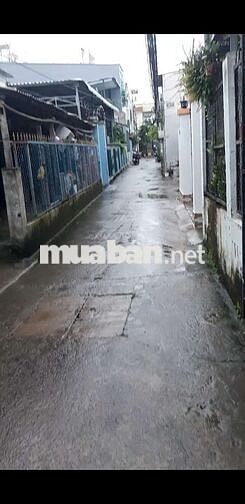 Dư 1 căn nhà .cho thuê đầu 10 vô ở