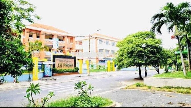 Căn Góc,Sổ Hồng lâu dài,Bán Chung Cư Quận 8,ở dưới 4 trường học,S Thi