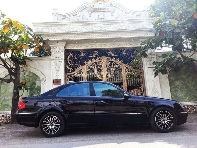 Bán rẻ siêu phẩm Mercedes E Class biển siêu VIP tứ quý 1111 độ full!