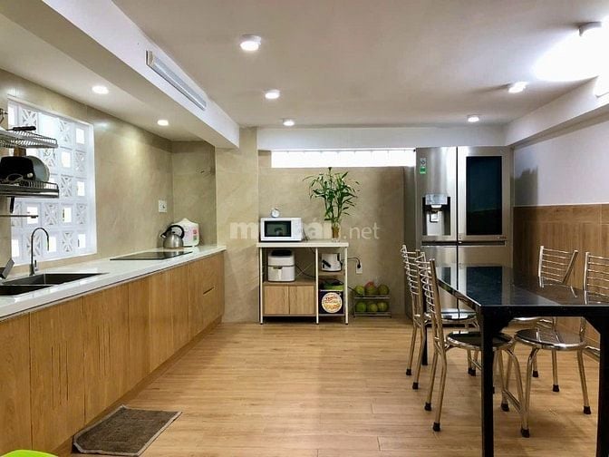 Bán nhà MT số 2010 Võ Văn Kiệt, đông dân cư, KD, VPĐD, nhiều showroom