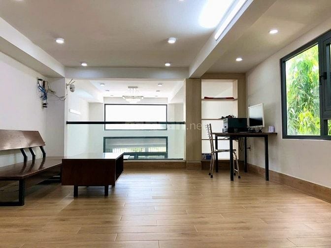 Bán nhà MT số 2010 Võ Văn Kiệt, đông dân cư, KD, VPĐD, nhiều showroom