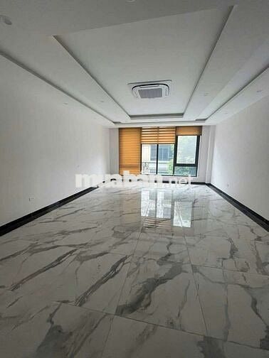 Shophouse 5 tầng San Hô Vinhomes cho thuê 28tr/tháng full thang máy