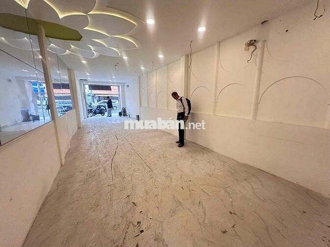 MẶT BẰNG MẶT TIỀN CMT8 4x17m 1 TRỆT 1 LẦU NGAY CÔNG VIÊN LÊ THỊ RIÊNG💕