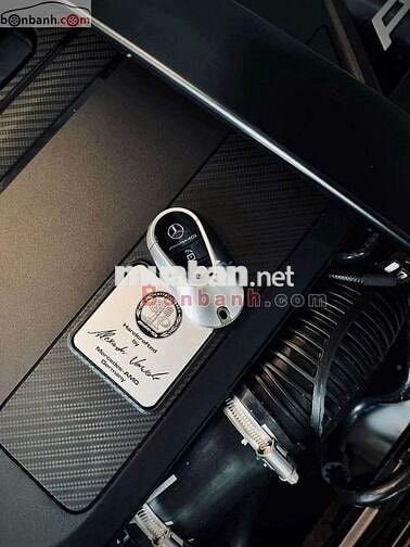 Mercedes Benz C43 AMG 4Matic 2024 - 2 Tỷ 029 Triệu