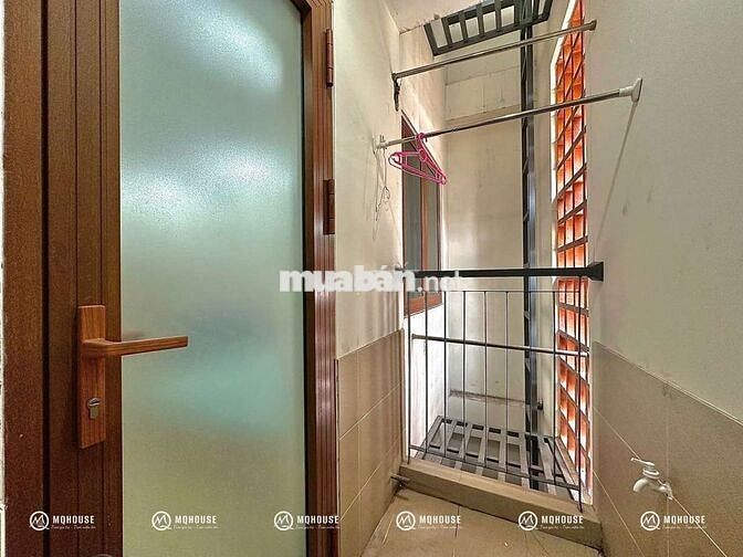 Studio - giếng trời 30m2, full nội thất + mgr, ngay ngã tư Bảy Hiền 💎
