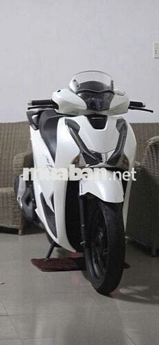 Nhà dư xe k dùng đến cần bán