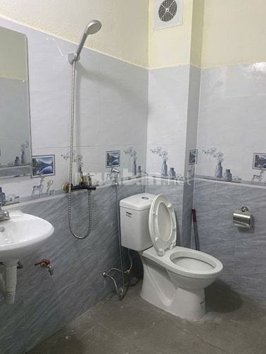 Cho thuê nhà liền kề khu đất dịch vụ Hàng Bè, Mậu Lượng nhà 2 tầng