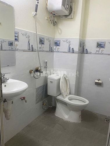 Cho thuê nhà liền kề khu đất dịch vụ Hàng Bè, Mậu Lượng nhà 2 tầng