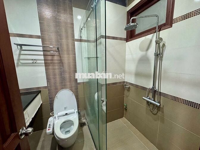 STUDIO TÁCH BẾP–BAN CÔNG–FULL NỘI THẤT–THANG MÁY– 40M² – NGAY SÂN BAY