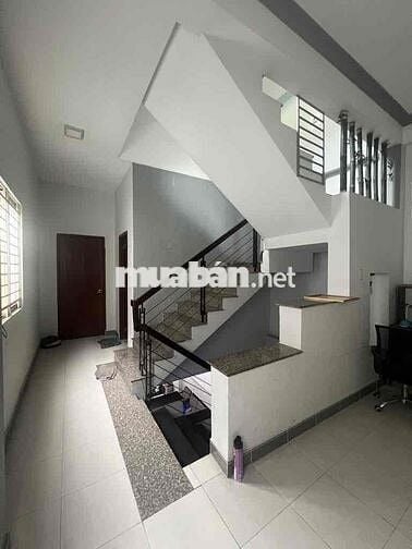 Nhà Quá Rộng , 92m2 , giáp Võ Văn Kiệt , 4 tầng , Hoàn Công , hơn 6ty