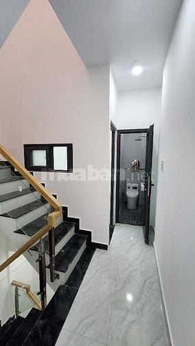 Nhà mới xây Tỉnh Lộ 10 sát chợ Bà Hom, cách Nhi Đồng TP 12'