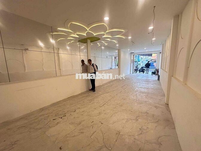 MẶT BẰNG MẶT TIỀN CMT8 4x17m 1 TRỆT 1 LẦU NGAY CÔNG VIÊN LÊ THỊ RIÊNG💕