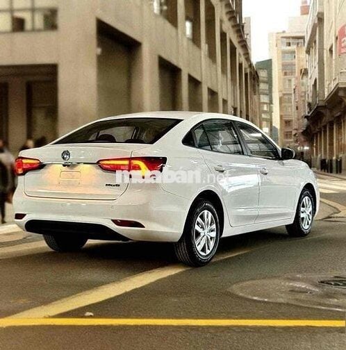 MG5 số sàn chỉ từ 80tr lấy xe