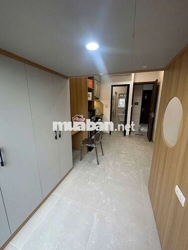 Cho thuê CCMN 25m2 Gác xép full đồ. Ban công thoáng tại Phạm Văn Đồng