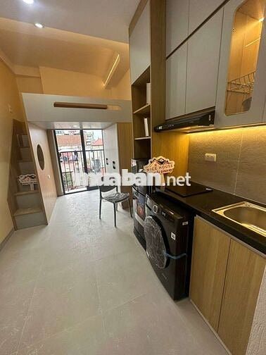 Cho thuê CCMN 25m2 Gác xép full đồ. Ban công thoáng tại Phạm Văn Đồng