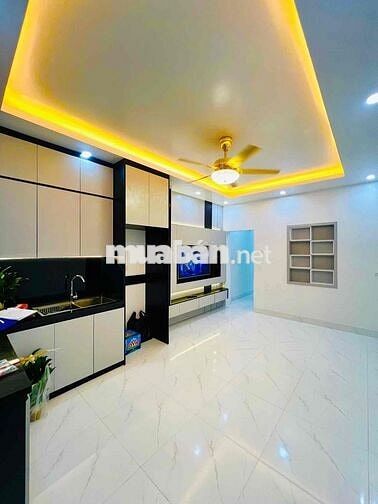 PHAN ĐÌNH GIÓT NHÀ TT TẦNG 1 - Ô TÔ QUA - 30M RA PHỐ - FULL NỘI THẤT