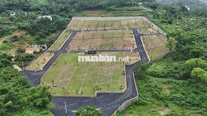 Bạn bà Hàng xóm nhà em có lô đất cần bán gấp ở Phú mãn