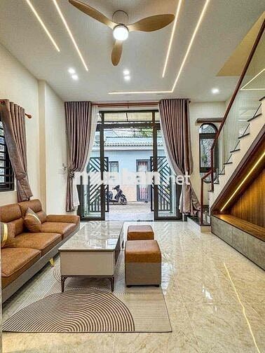 Nhà Lầu Mới Tuyệt Đẹp - 3 Pn Full Nội Thất - Xe oto Tận Nhà