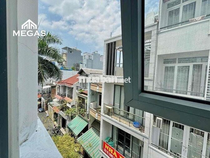 CĂN HỘ Q3_CỬA SỔ LỚN_RỘNG RÃI_THOÁNG MÁT_SẠCH SẼ_THANG MÁY_HẺM Ô TÔ