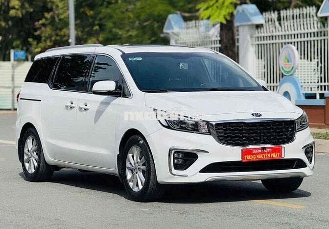 Kia Sedona 2018 From mới 2019 bản full dầu cao câp