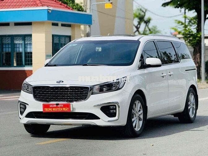 Kia Sedona 2018 From mới 2019 bản full dầu cao câp