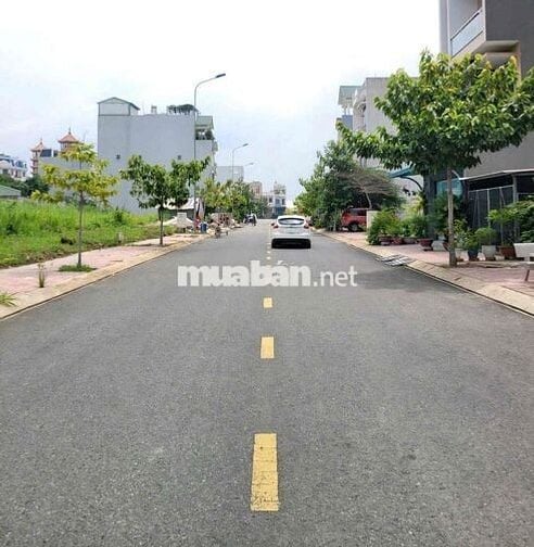 Cần bán gấp lô đất trên Bình Dương giá 780 tr