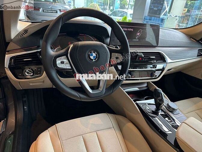 BMW 5 Series 520i 2023 - 1 Tỷ 829 Triệu