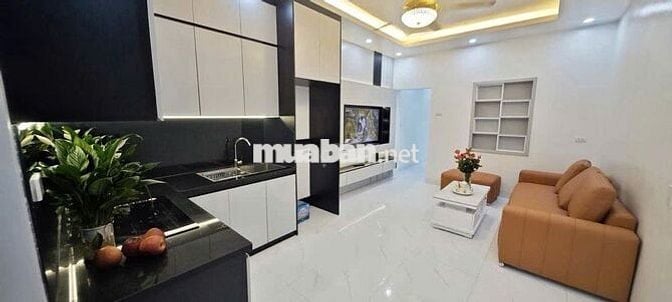 BÁN NHÀ TẬP THỂ THANH XUÂN, 80M ,Ô TÔ ĐỖ CỬA , KD ĐỈNH. GIÁ: 5,2 TỶ !
